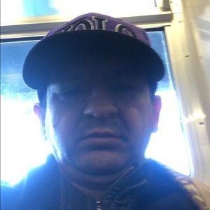 Meet your Posher, Efrain